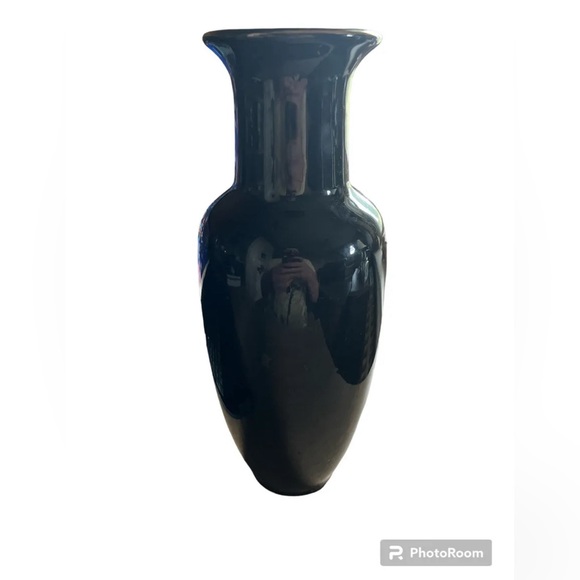 JAPANESE BLACK VASE FLORAL TULIPS MARKED BOTTOM - Picture 3 of 5